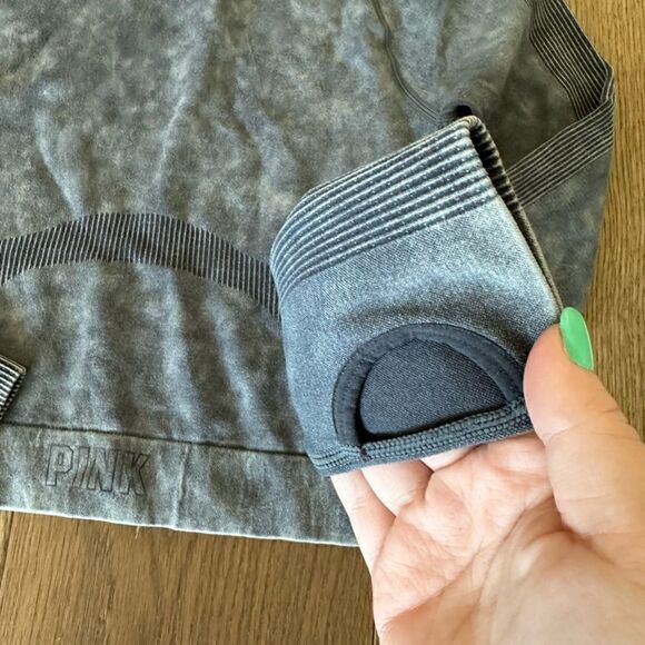 Victoria Secrets PINK ribbed crop long sleeve - Picture 3 of 6